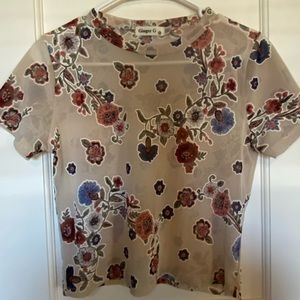 Women’s Lace Floral Shortsleeve Shirt